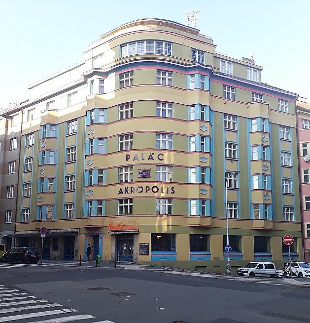 Akropolis Palace