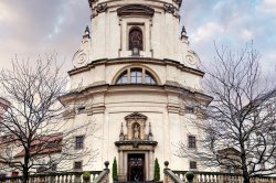 Church of Our Lady Victorious - Entrance